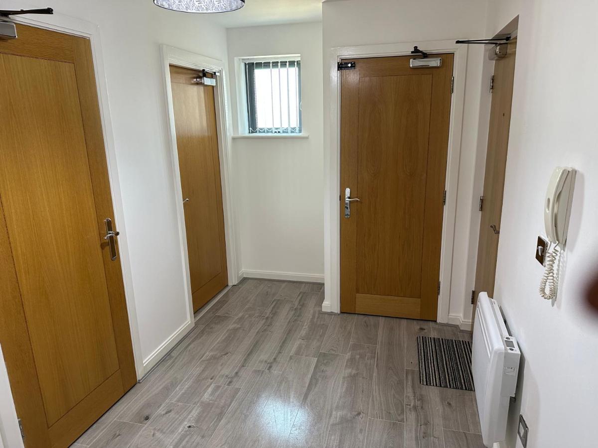 2 Bed Modern Apartment Swansea Luaran gambar